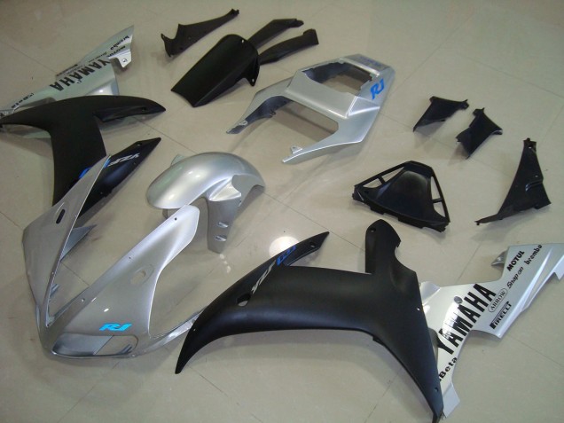 2002-2003 Silver Blue Yamaha YZF R1 Motorbike Fairing Canada 2002-2003 Silver Blue Yamaha YZF R1 Motorbike Fairing Canada