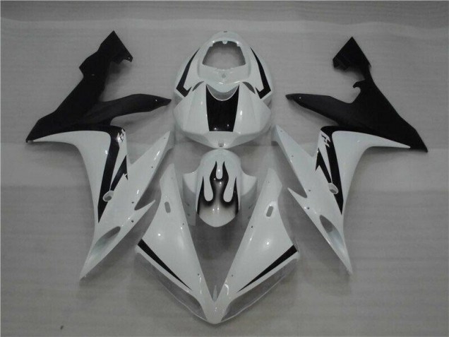 2004-2006 White Black Flame Yamaha YZF R1 Motor Fairings Canada 2004-2006 White Black Flame Yamaha YZF R1 Motor Fairings Canada