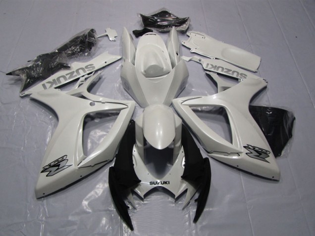 2006-2007 White Suzuki GSXR600 Motorcycle Bodywork Canada 2006-2007 White Suzuki GSXR600 Motorcycle Bodywork Canada